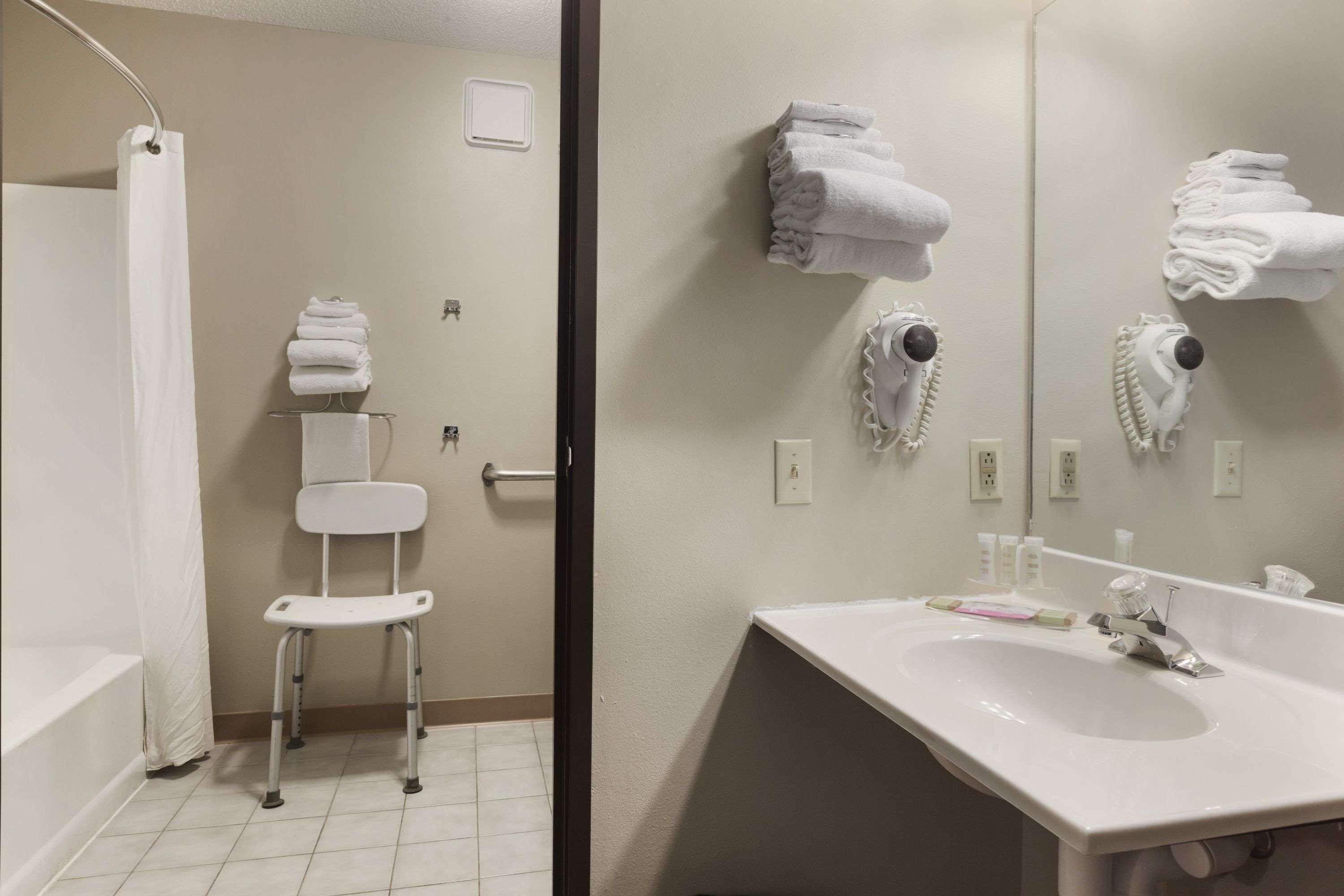 Super 8 By Wyndham Sioux Falls/41St Street Εξωτερικό φωτογραφία
