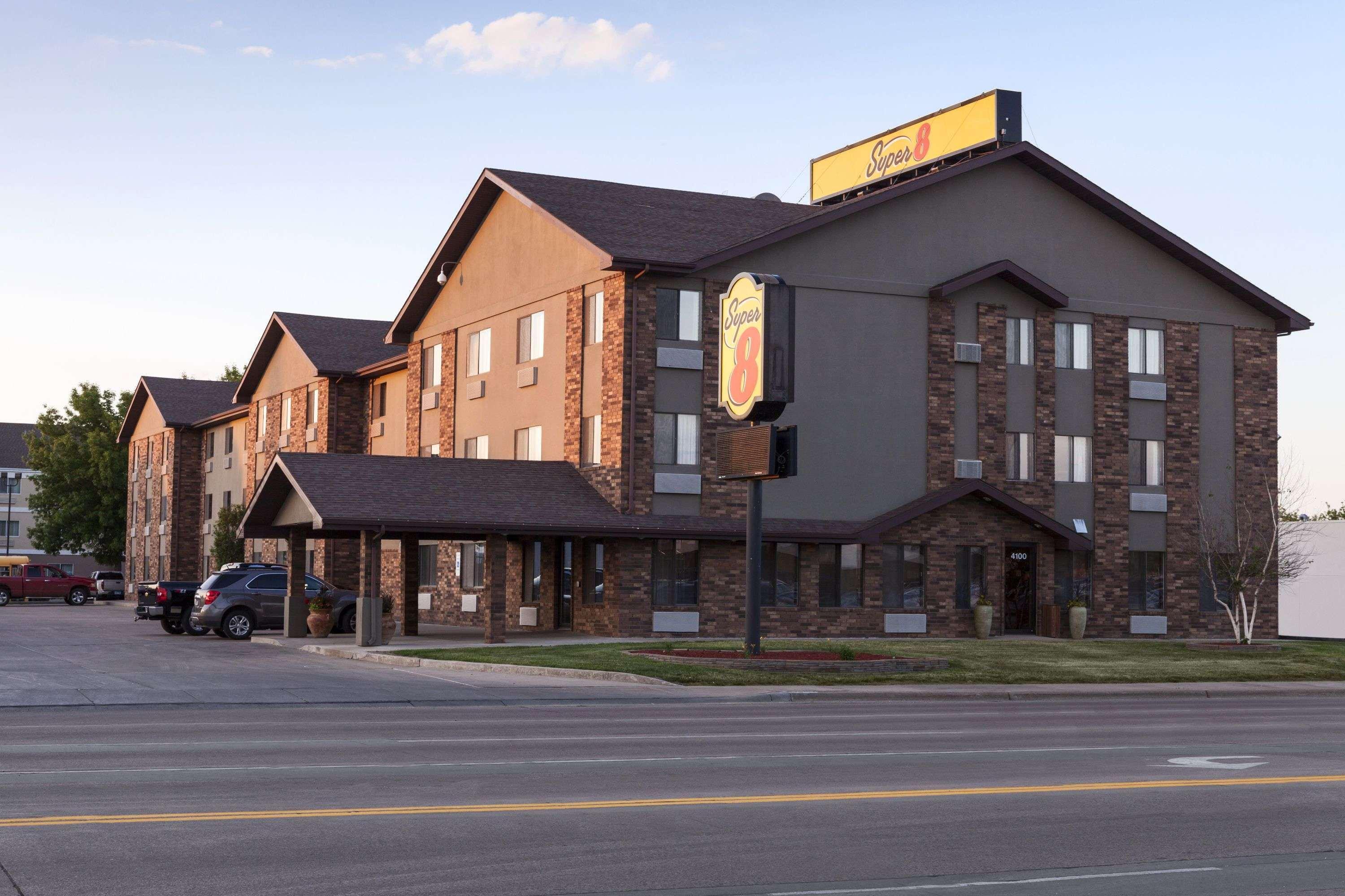 Super 8 By Wyndham Sioux Falls/41St Street Εξωτερικό φωτογραφία