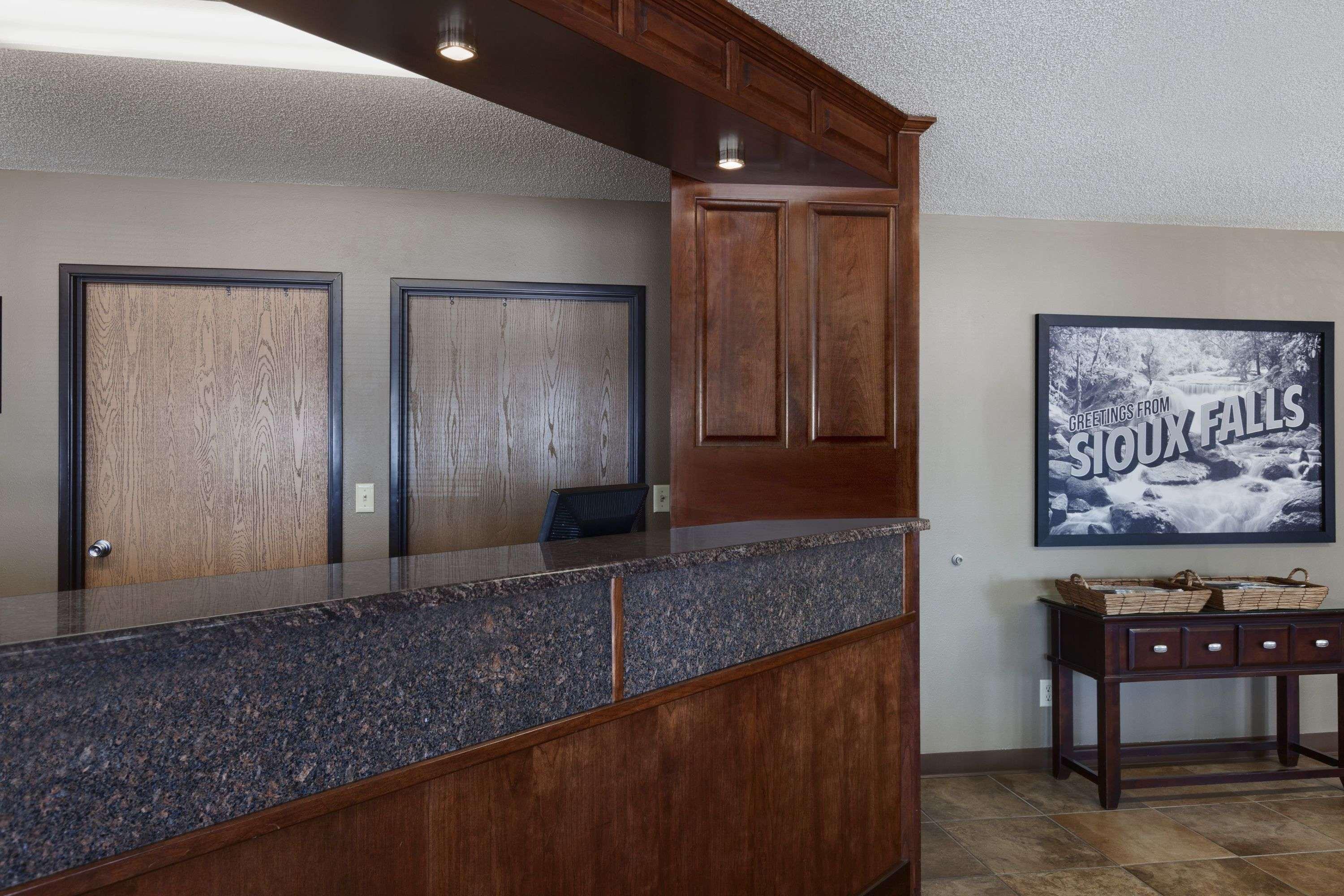 Super 8 By Wyndham Sioux Falls/41St Street Εξωτερικό φωτογραφία