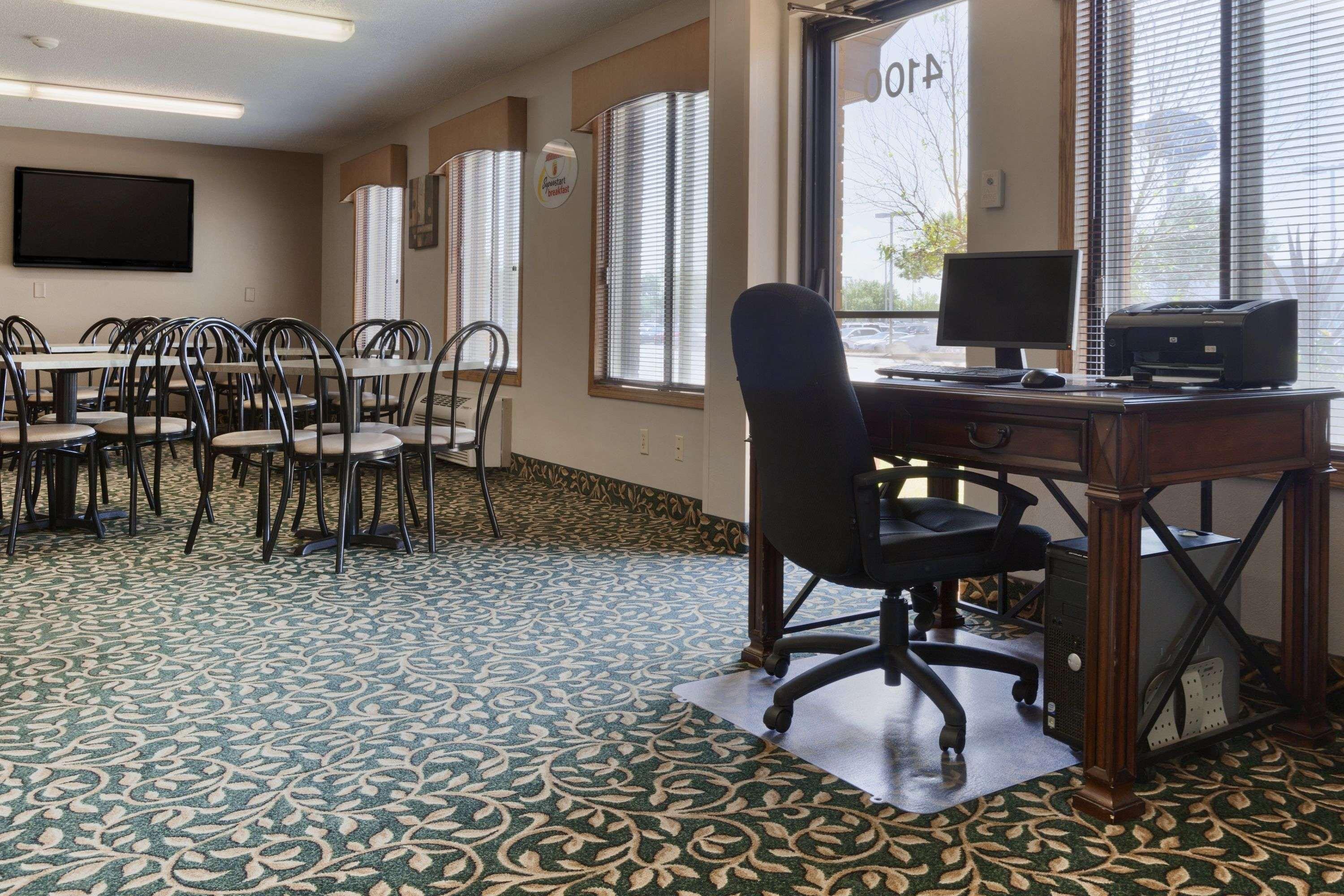 Super 8 By Wyndham Sioux Falls/41St Street Εξωτερικό φωτογραφία
